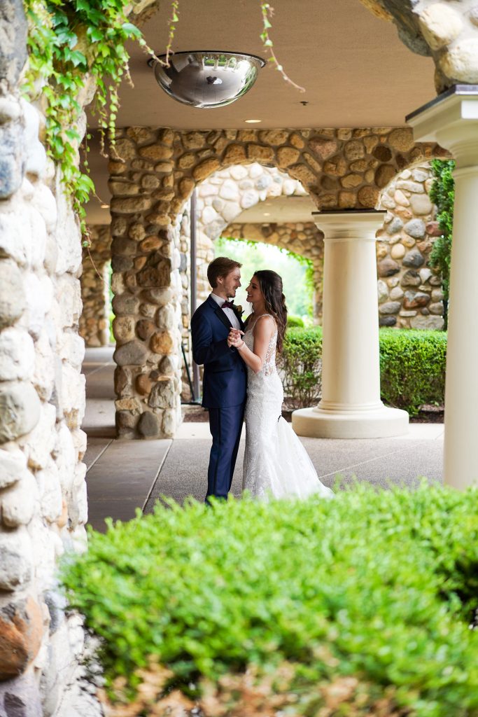 couple at Boulder Ridge Country Club