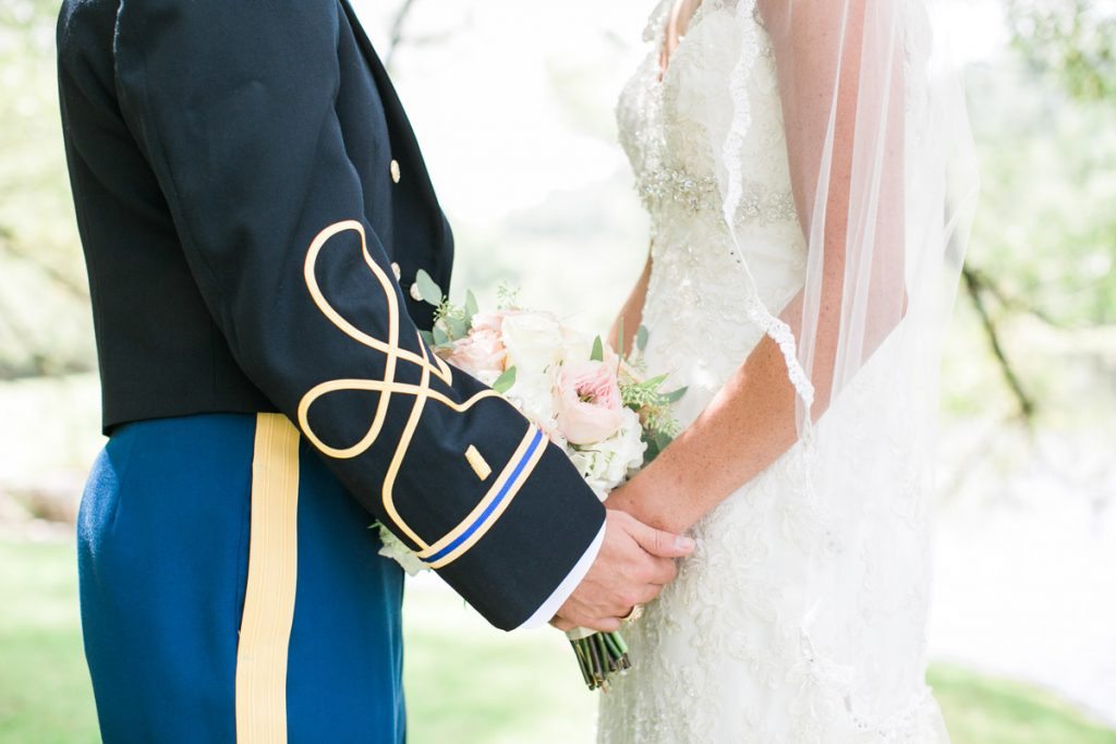 army-mess-blues-wedding-day-couple