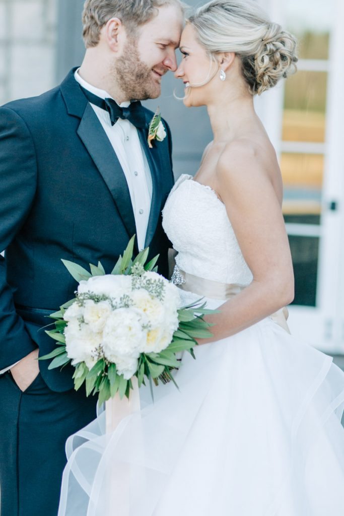 bride groom foxhall resort_Shauna Veasey Photography