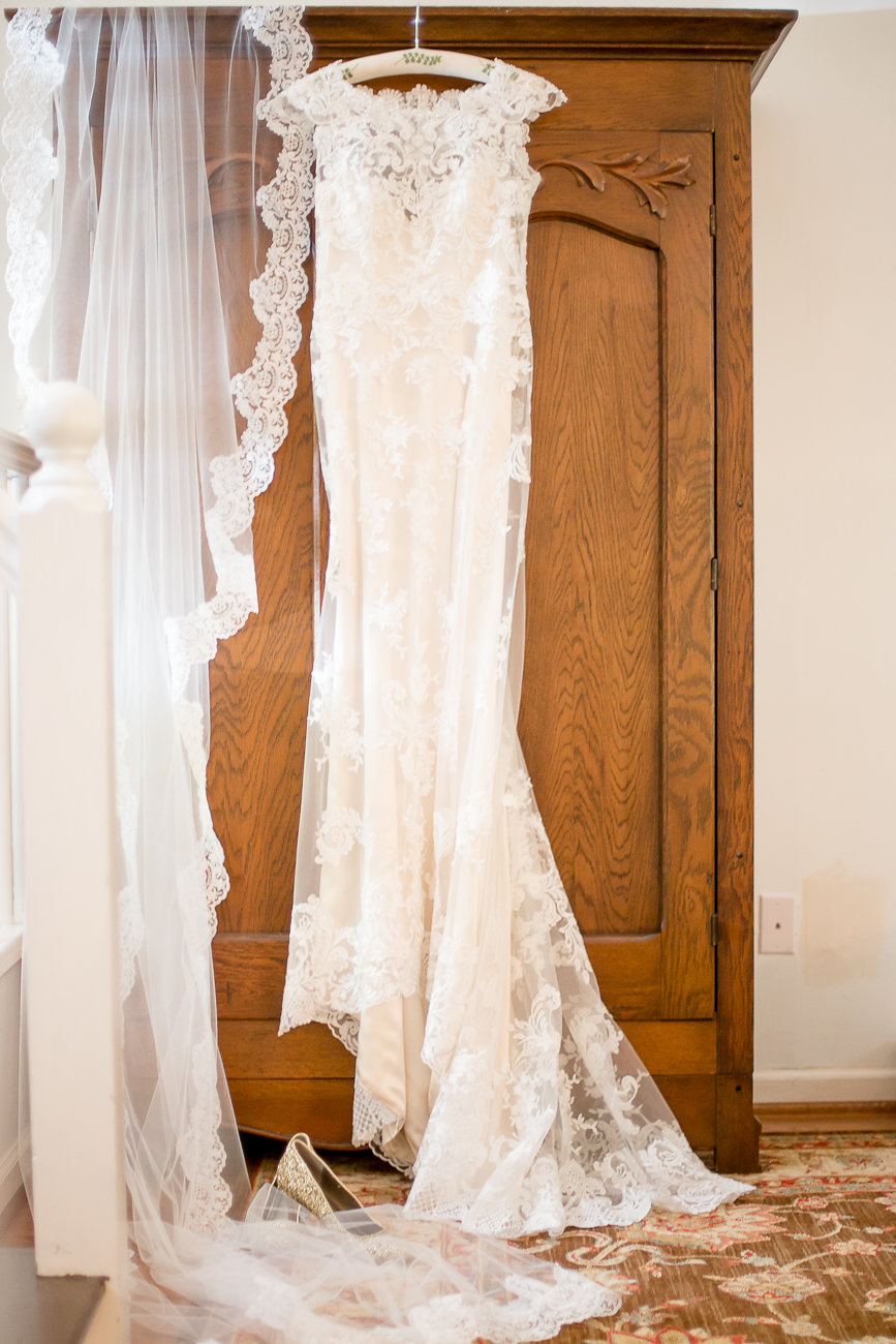 Simple Elegance at The Marlow House in Marietta, GA - Chicago Style Weddings