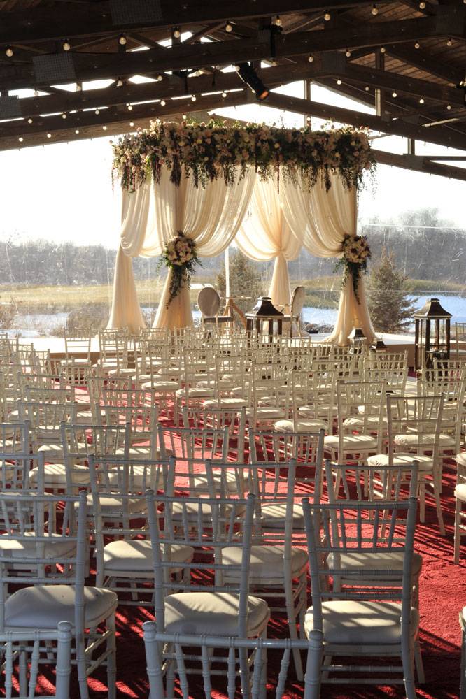 Hawk s View Golf  Club  ChicagoStyle Weddings 