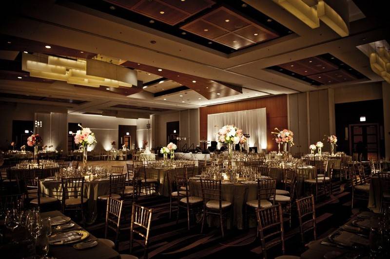 Swissotel Chicago  ChicagoStyle Weddings 