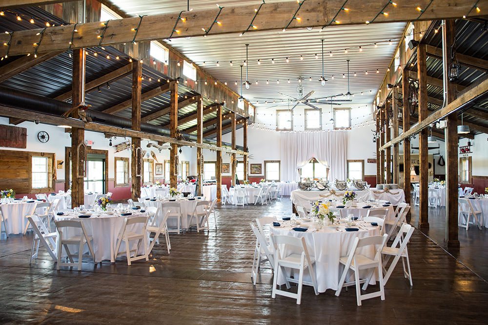 5 Rustic Wedding Venues in the West Chicago Suburbs
