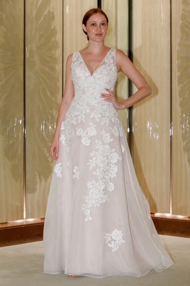 Randy Fenoli Fall 2019 Collection ChicagoStyle Weddings Randy Fenoli Fall 2019 Collection ChicagoStyle Weddings