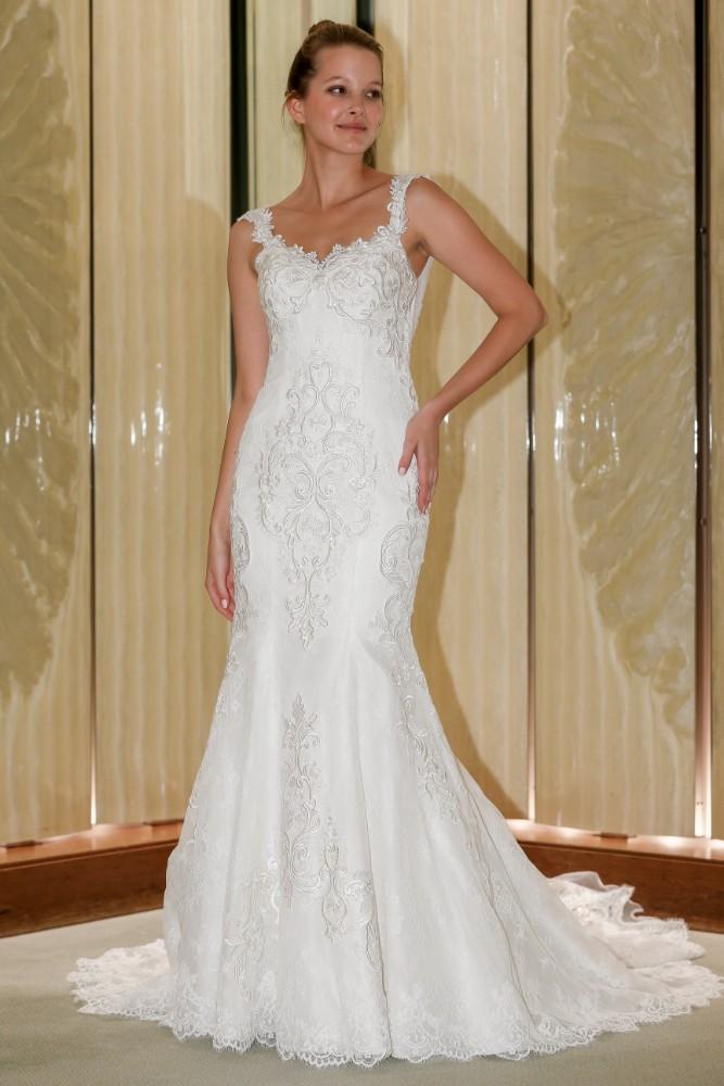  Randy  Fenoli  Fall 2019 Collection ChicagoStyle Weddings 