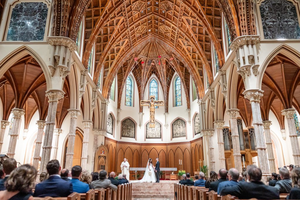 Elyse and Michael’s Riverfront Elegance at River Roast