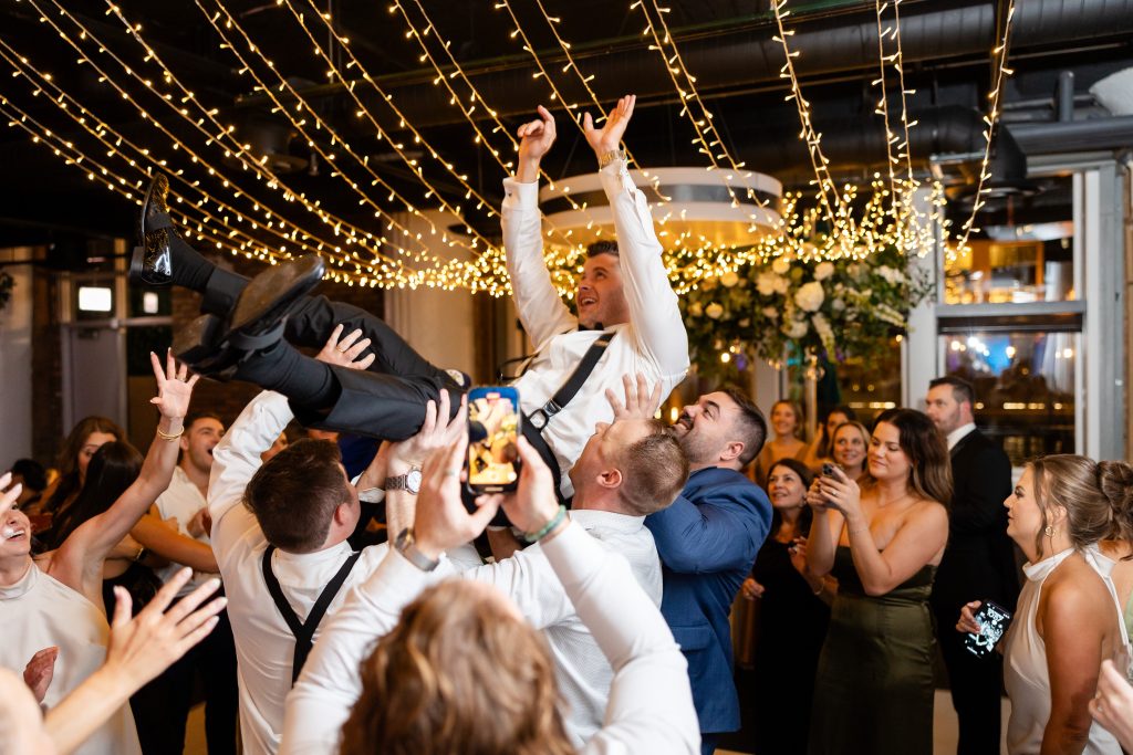 Elyse and Michael’s Riverfront Elegance at River Roast