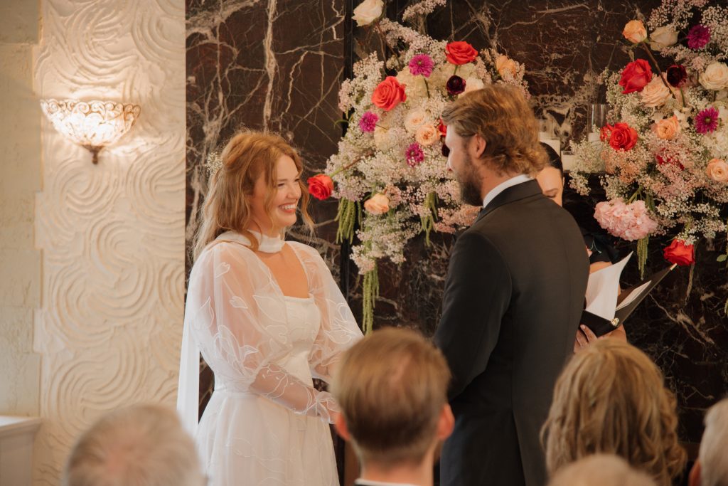 Annabel & Thomas’ Vintage Vibes Wedding at the Colvin House