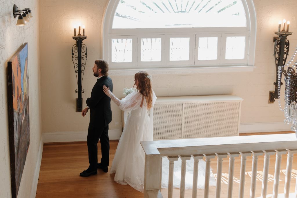 Annabel & Thomas’ Vintage Vibes Wedding at the Colvin House