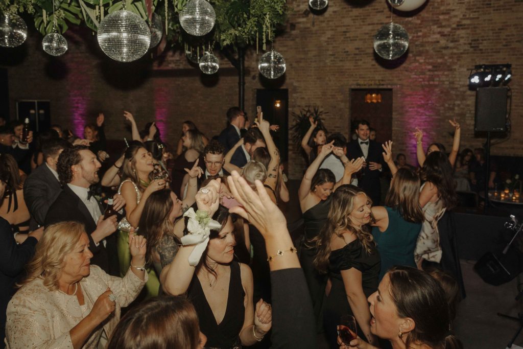 Wildman BT-Shh Events-Urban Allure Flowers by Coll-NikkiKatePhotography-StevensPREVIEWS-175