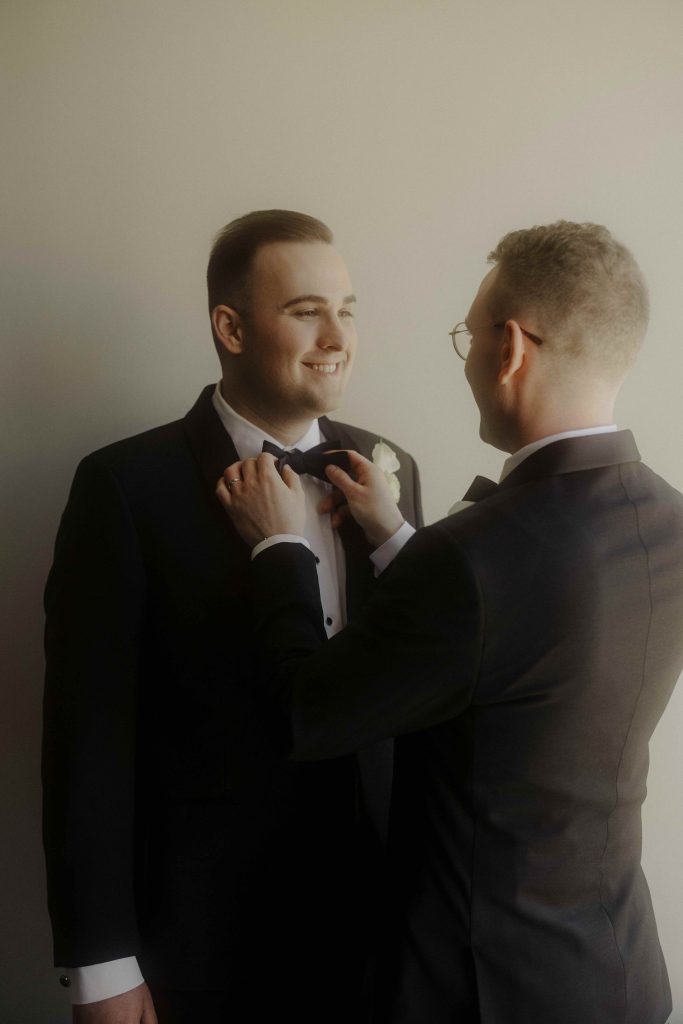 Wildman BT-Shh Events-Urban Allure Flowers by Coll-NikkiKatePhotography_Stevens_64